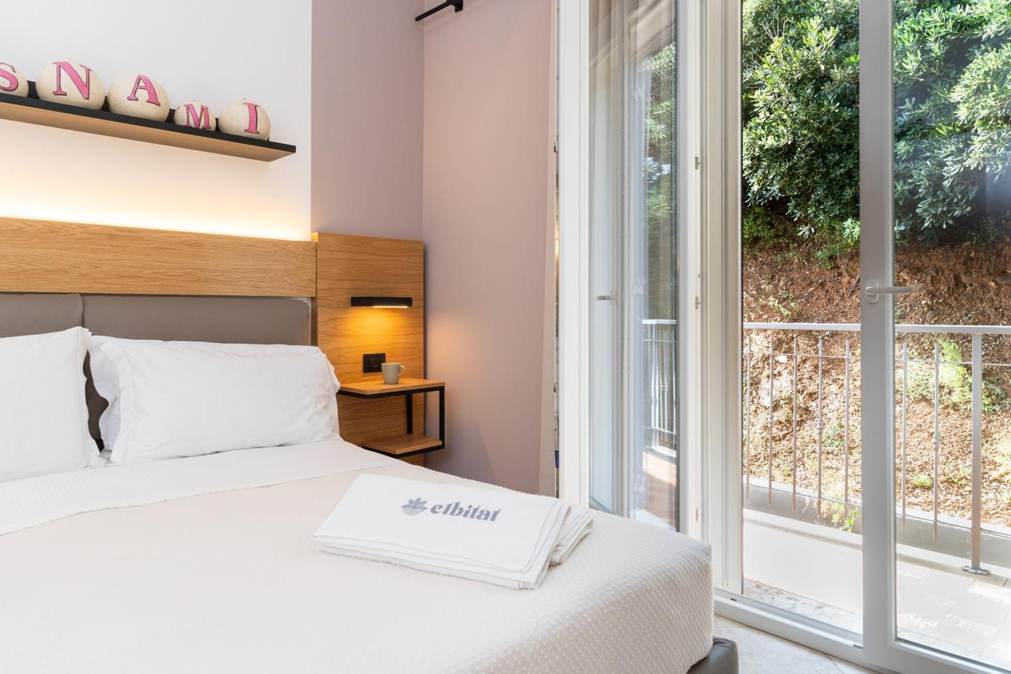 Elbitat Homes Bagnaia  Exterior photo